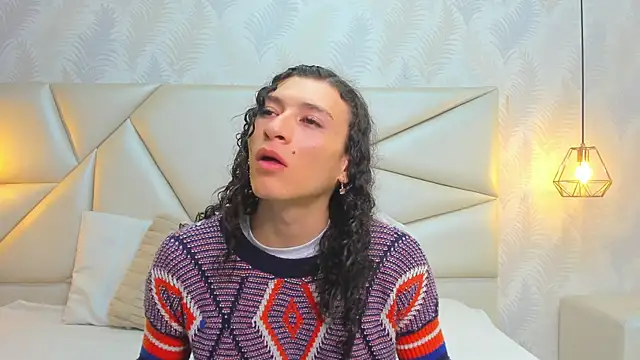 laurettedela rouse online show from 11/14/25, 11:03