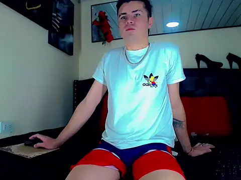 Sebastian Loaiza online show from 11/05/25, 03:37