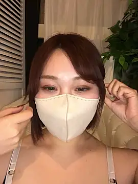 Snapshot of reika33 chatting on 12/05/25, 11:09 reika33 online show from 12/05/25, 11:09