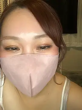 Snapshot of reika33 chatting on 12/18/25, 11:25 reika33 online show from 12/18/25, 11:25