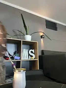 mickystrumia23 online show from 11/02/25, 04:34