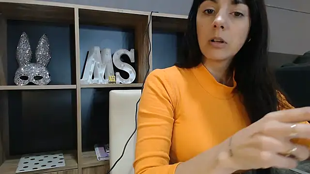 Snapshot of mickystrumia23 chatting on 07/10/26, 06:08 mickystrumia23 online show from 07/10/26, 06:08