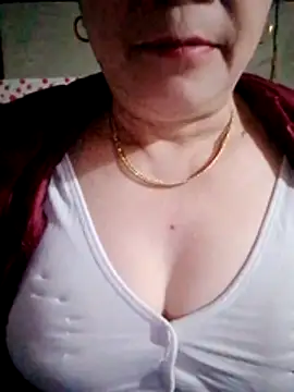 small-house123 online show from 02/05/26, 01:18