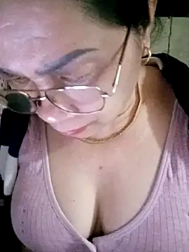 small-house123 online show from 02/18/26, 05:49