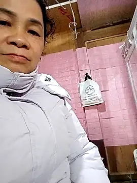 small-house123 online show from 11/14/25, 02:15