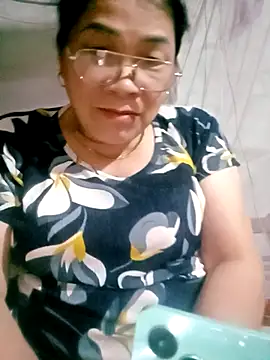 small-house123 online show from 11/06/25, 04:33