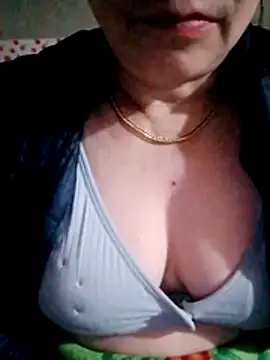 small-house123 online show from 02/03/26, 10:04