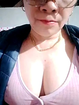 small-house123 online show from 01/18/26, 11:57