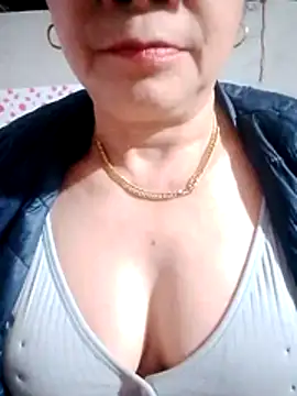 small-house123 online show from 01/11/26, 12:23