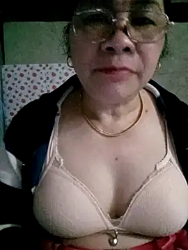 small-house123 online show from 02/24/26, 11:33