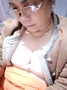 small-house123 online show from 12/05/25, 08:02