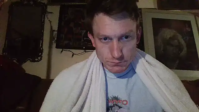 jigglethaypussi online show from 11/23/25, 11:04