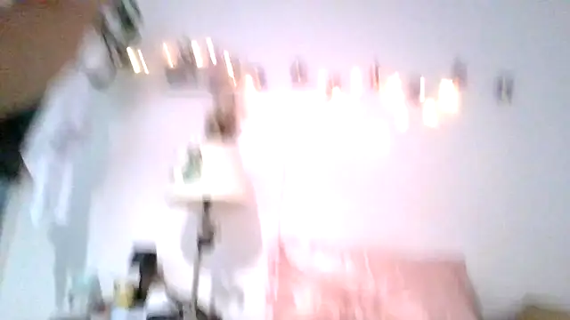 jigglethaypussi online show from 11/03/25, 11:25