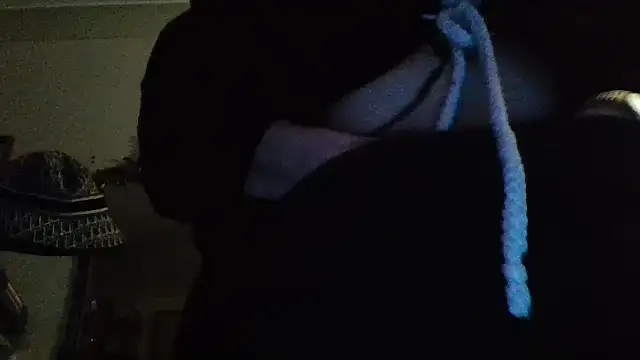 jigglethaypussi online show from 12/01/25, 01:39