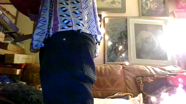 jigglethaypussi online show from 11/10/25, 03:22