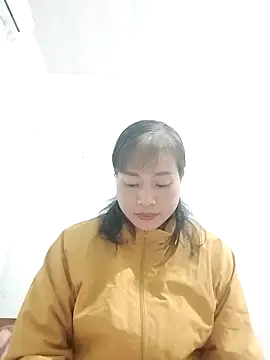 Kiuwi-omao online show from 11/10/25, 01:27