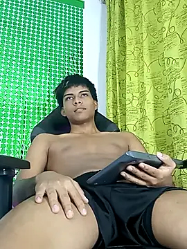 Snapshot of BM_solmiko chatting on 11/04/25, 11:30 BM solmiko online show from 11/04/25, 11:30