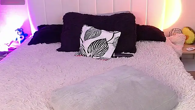 AlexaHart online show from 12/17/25, 10:04