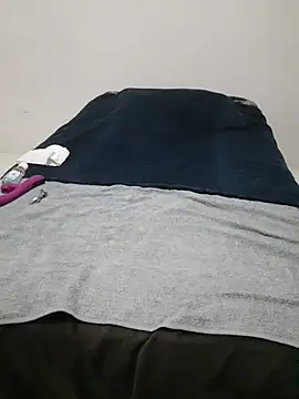 Snapshot of erikanoctis chatting on 11/02/25, 12:15 erikanoctis online show from 11/02/25, 12:15