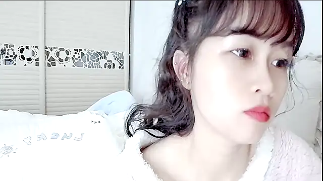 lookbyby online show from 01/13/26, 01:31