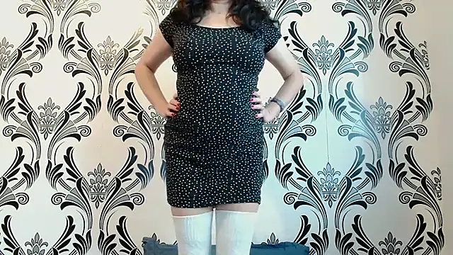 CharmingPearl online show from 02/07/26, 08:11