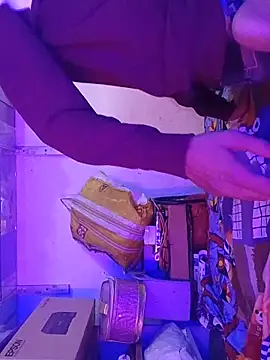 baby Cpl21 online show from 11/14/25, 06:28