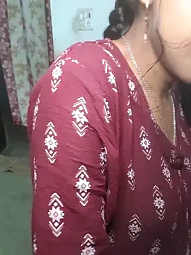 baby Cpl21 online show from 02/12/26, 04:12