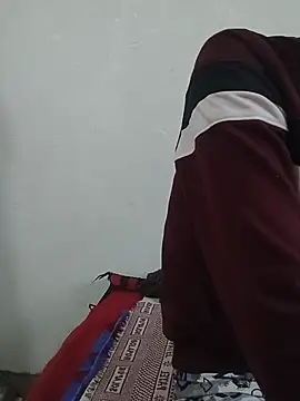 baby Cpl21 online show from 12/05/25, 02:32