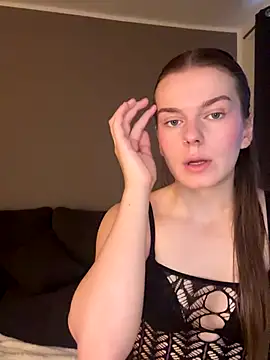 LisaFreierxx online show from 12/22/25, 11:43