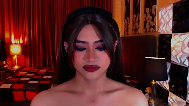 AthisaMooreTS online show from 12/18/25, 08:08