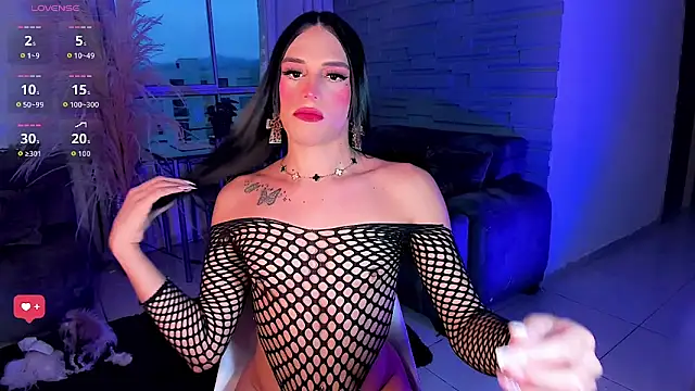 Snapshot of SexyNaza_1 chatting on 05/22/26, 11:14 SexyNaza 1 online show from 05/22/26, 11:14