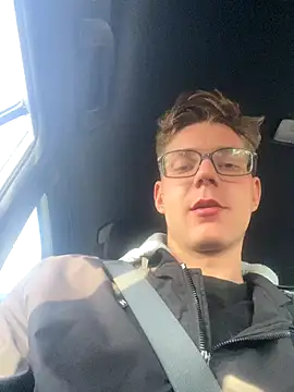 Snapshot of Niesmialyy chatting on 11/01/25, 11:48 Niesmialyy online show from 11/01/25, 11:48