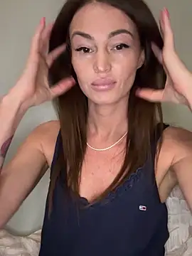 Sindy Energy online show from 11/22/25, 04:06