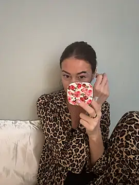 Sindy Energy online show from 02/18/26, 02:02