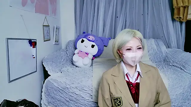 yuria 75075000 online show from 12/19/25, 07:16