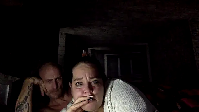 Snapshot of MR-MRS-SPICE chatting on 11/30/25, 06:36 MR-MRS-SPICE online show from 11/30/25, 06:36