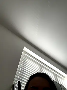 Bethrae25 online show from 11/29/25, 11:32