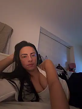 Bethrae25 online show from 02/06/26, 11:45