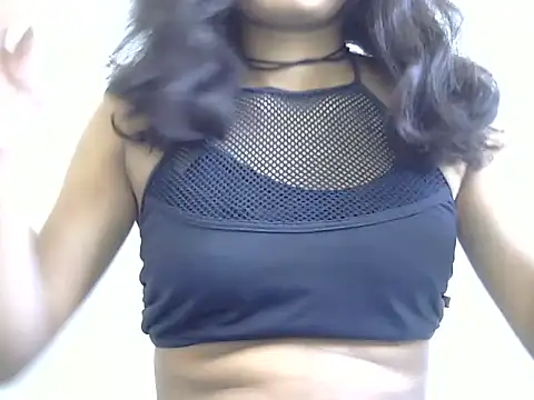 Snapshot of KOMAL_88 chatting on 11/15/25, 09:57 KOMAL 88 online show from 11/15/25, 09:57