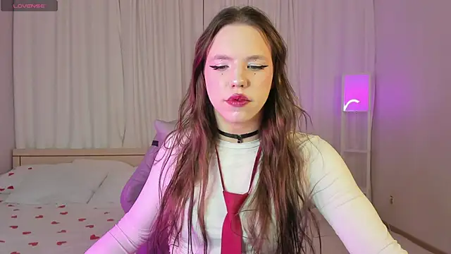 MadisonMongomeri online show from 11/24/25, 03:28