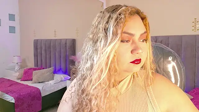 Sweet Rosee  online show from 12/17/25, 01:05