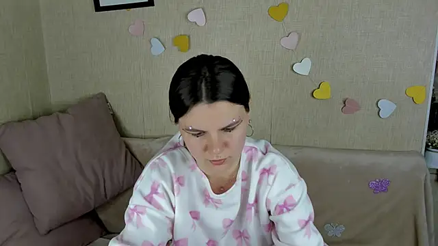 Zorianaa online show from 04/14/26, 08:47