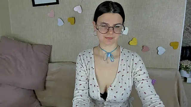 Zorianaa online show from 04/07/26, 08:43