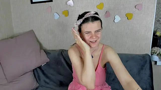 Snapshot of Zorianaa chatting on 05/08/26, 09:18 Zorianaa online show from 05/08/26, 09:18