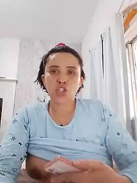 Snapshot of BIADELICIA1 chatting on 06/15/26, 07:46 BIADELICIA1 online show from 06/15/26, 07:46
