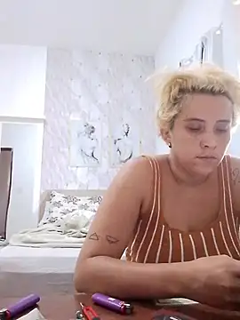 Snapshot of BIADELICIA1 chatting on 01/17/26, 10:30 BIADELICIA1 online show from 01/17/26, 10:30