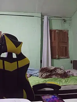 BIADELICIA1 online show from 04/15/26, 09:04