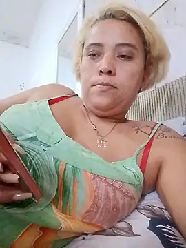 Snapshot of BIADELICIA1 chatting on 01/15/26, 02:09 BIADELICIA1 online show from 01/15/26, 02:09