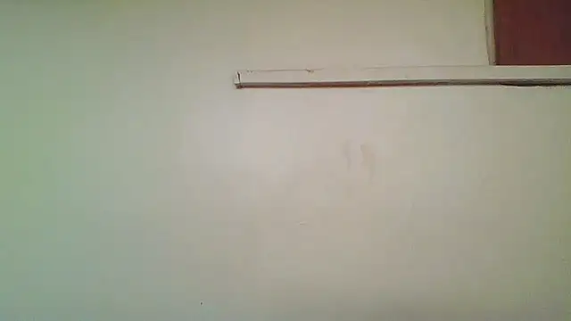 Snapshot of BeckyJalia chatting on 11/30/25, 04:02 BeckyJalia online show from 11/30/25, 04:02