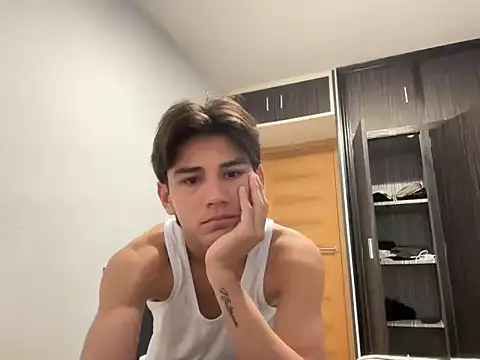 snederhm online show from 11/02/25, 09:53